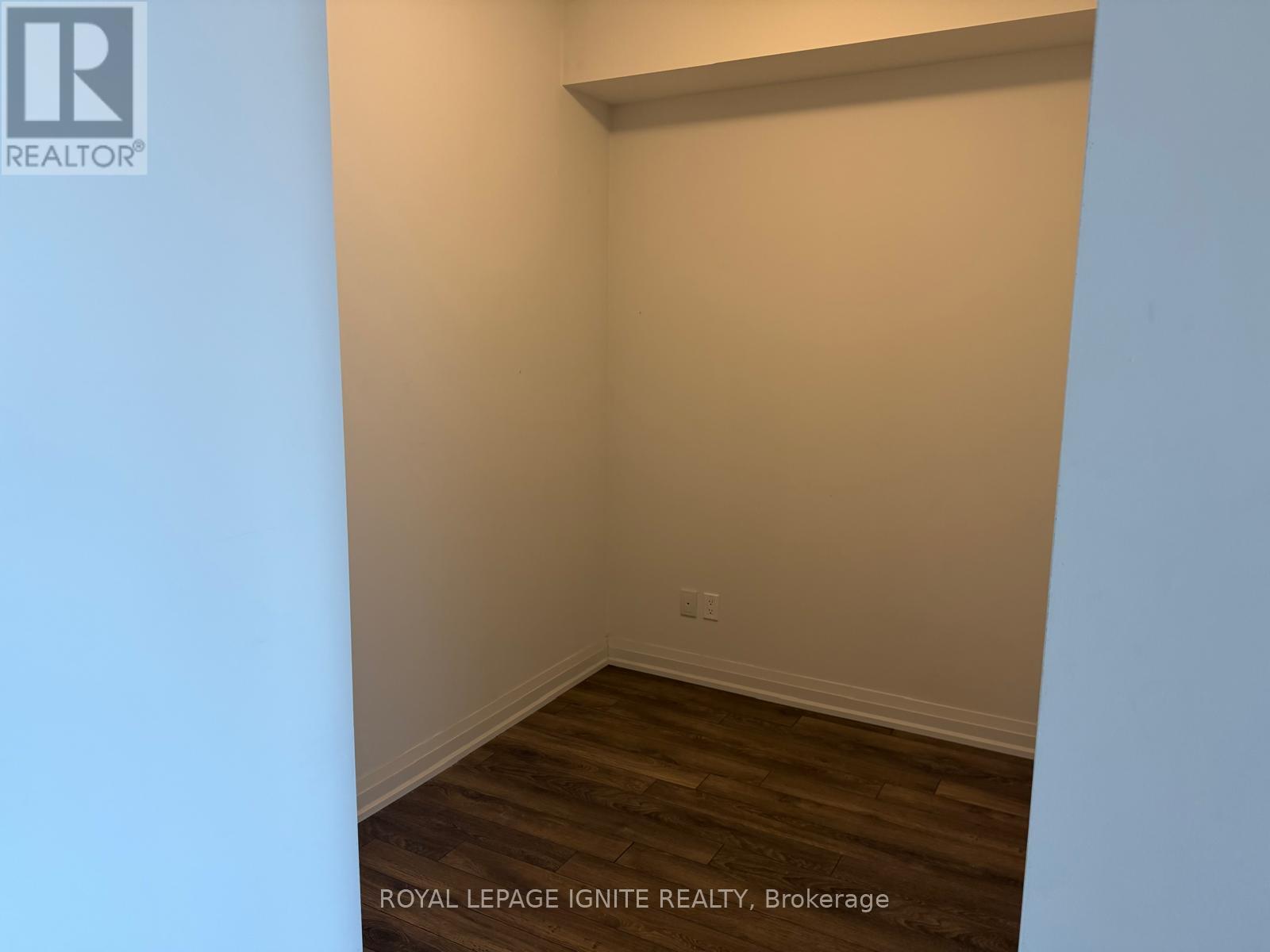 301 - 10 Meadowglen Place, Toronto, Ontario M1G 0A8 - Photo 6 - E13787538