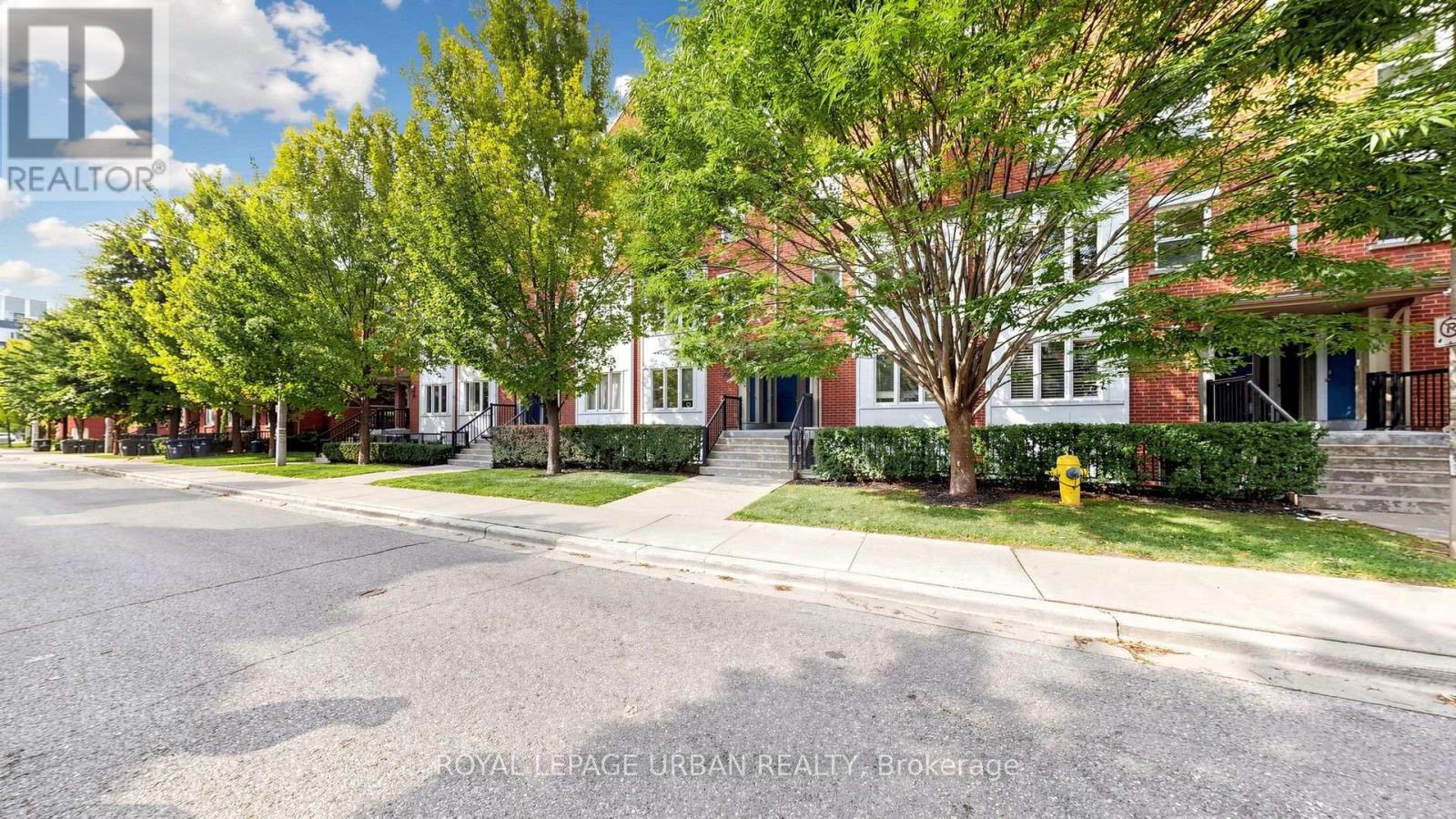 2 - 76 Munro Street, Toronto, Ontario  M4M 2S9 - Photo 3 - E13787652
