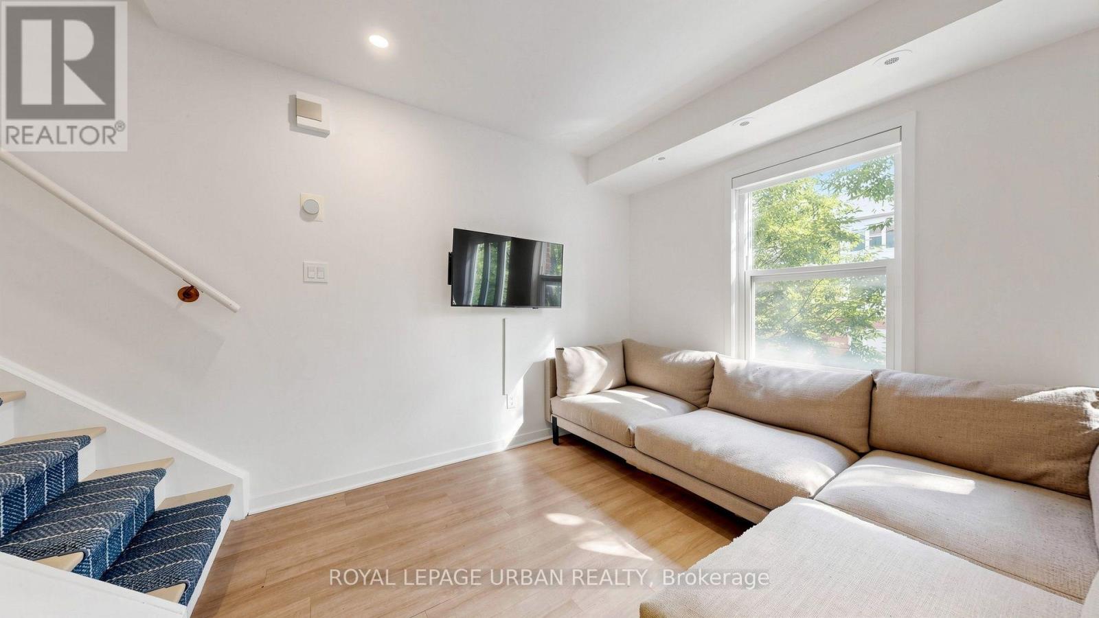 2 - 76 Munro Street, Toronto, Ontario  M4M 2S9 - Photo 8 - E13787652