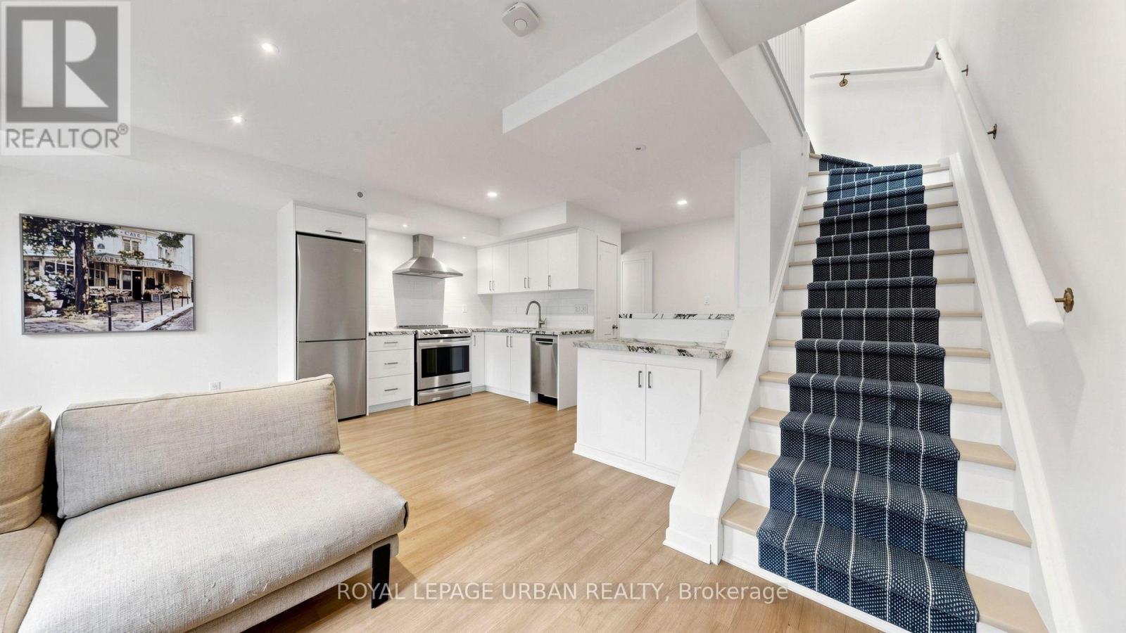 2 - 76 Munro Street, Toronto, Ontario  M4M 2S9 - Photo 11 - E13787660