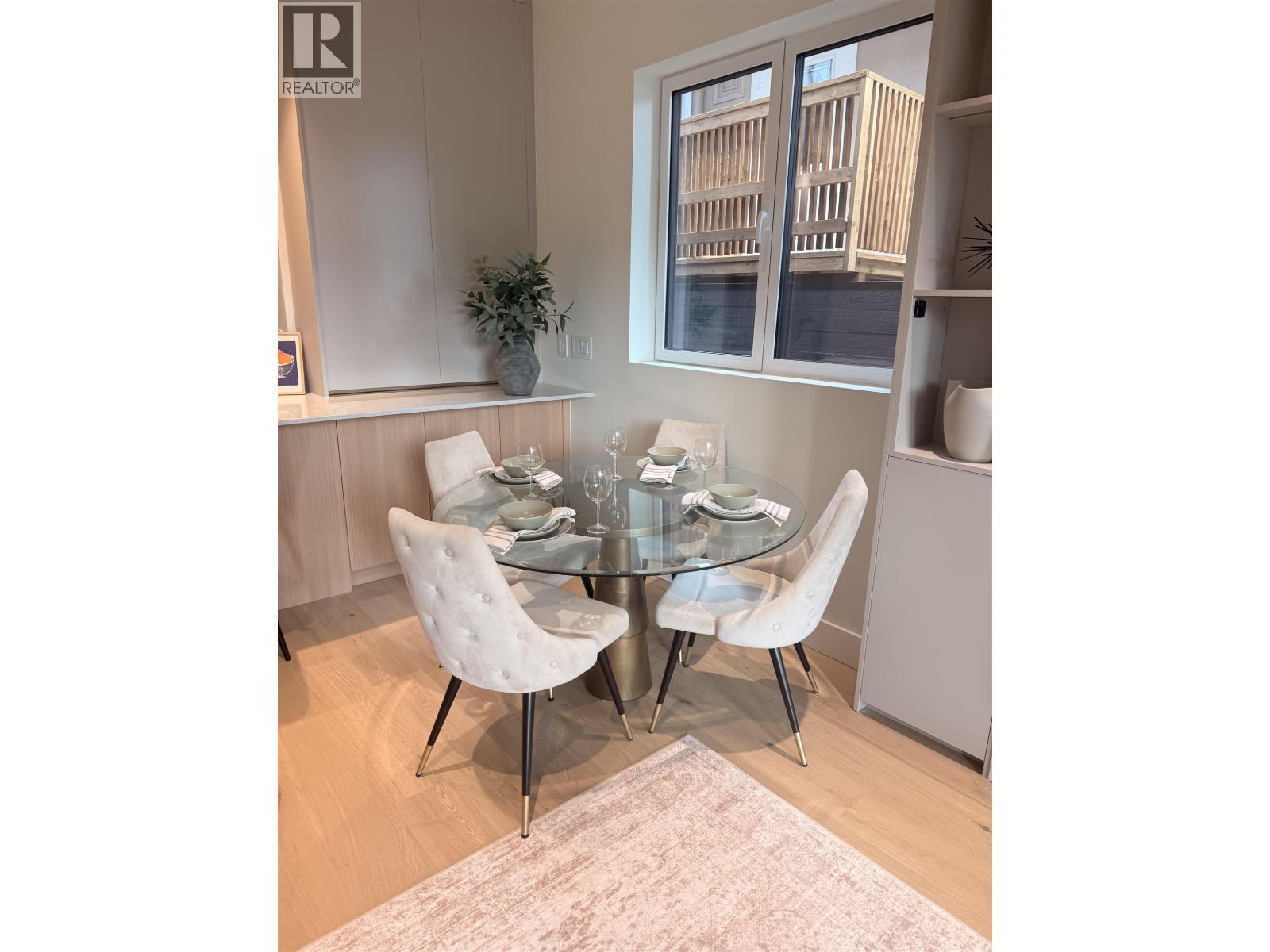 1 3315 W 10th Street, Vancouver, British Columbia  V6R 2E5 - Photo 4 - R3165694