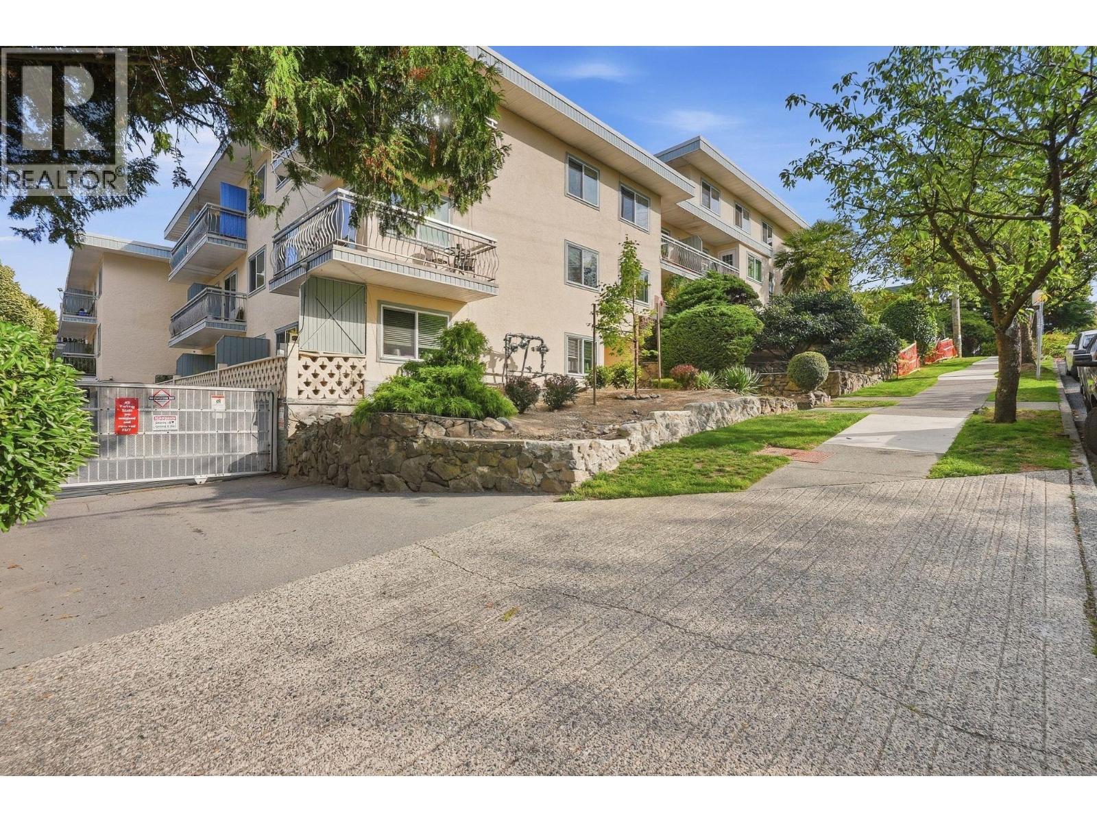 229 711 E 6th Avenue, Vancouver, British Columbia  V5T 1L7 - Photo 2 - R3165703