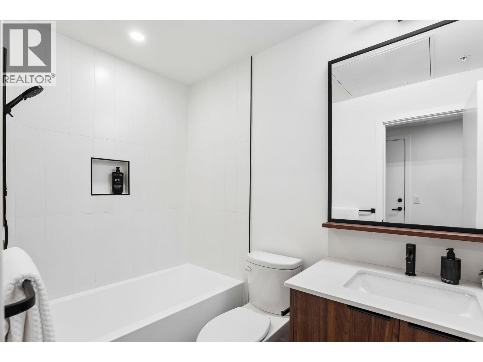 206 623 Kemsley Avenue, Coquitlam, British Columbia  V3J 0L8 - Photo 31 - R3165711