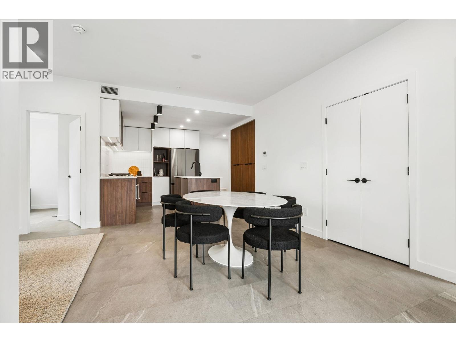 206 623 Kemsley Avenue, Coquitlam, British Columbia  V3J 0L8 - Photo 9 - R3165711