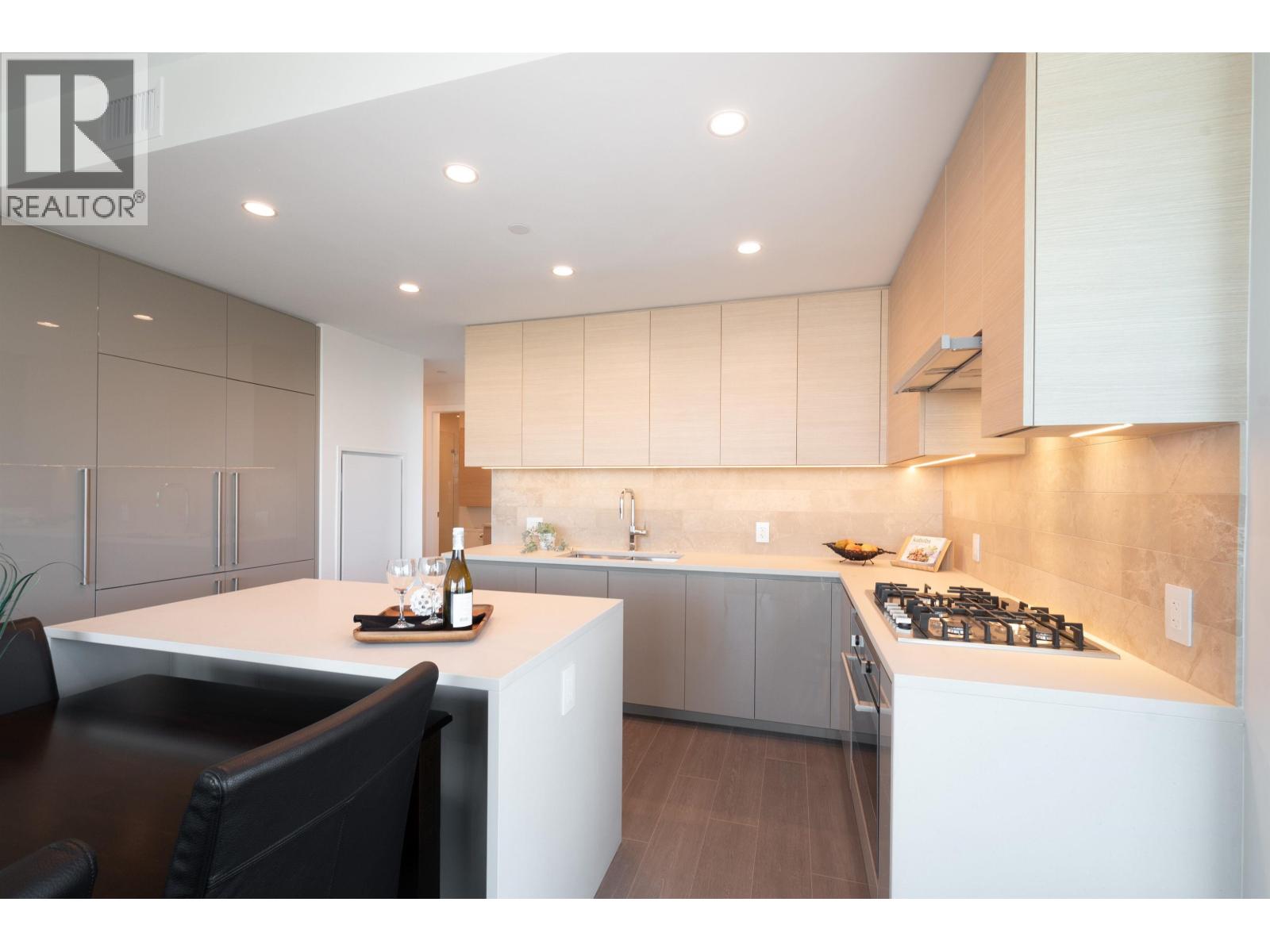3807 4168 Lougheed Highway, Burnaby, British Columbia  V5C 0N9 - Photo 2 - R3165730