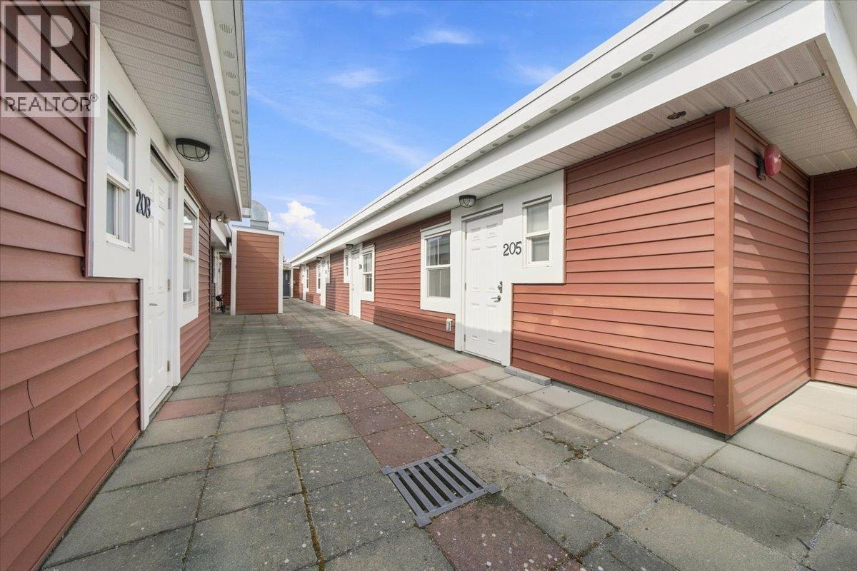 205 7908 Graham Avenue, Burnaby, British Columbia  V3N 1V9 - Photo 15 - R3165731