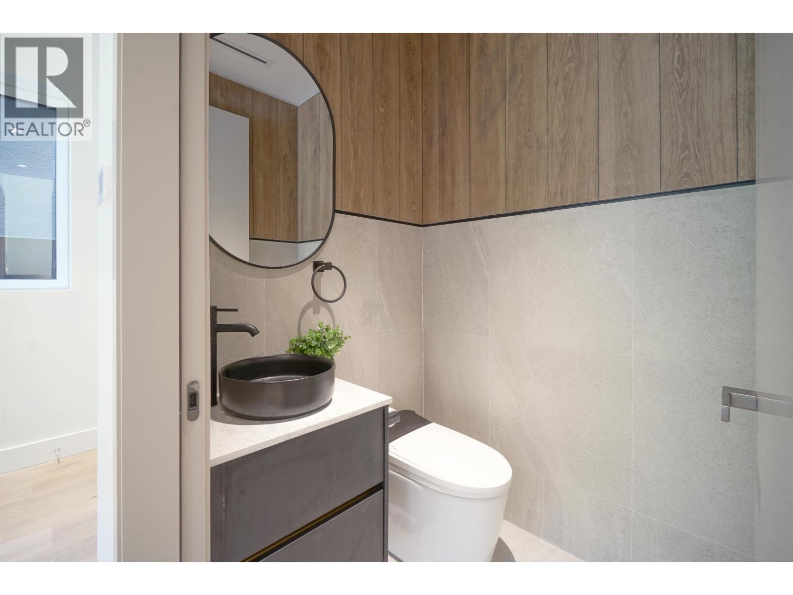 2 3315 W 10th Street, Vancouver, British Columbia  V6R 2E5 - Photo 15 - R3165740
