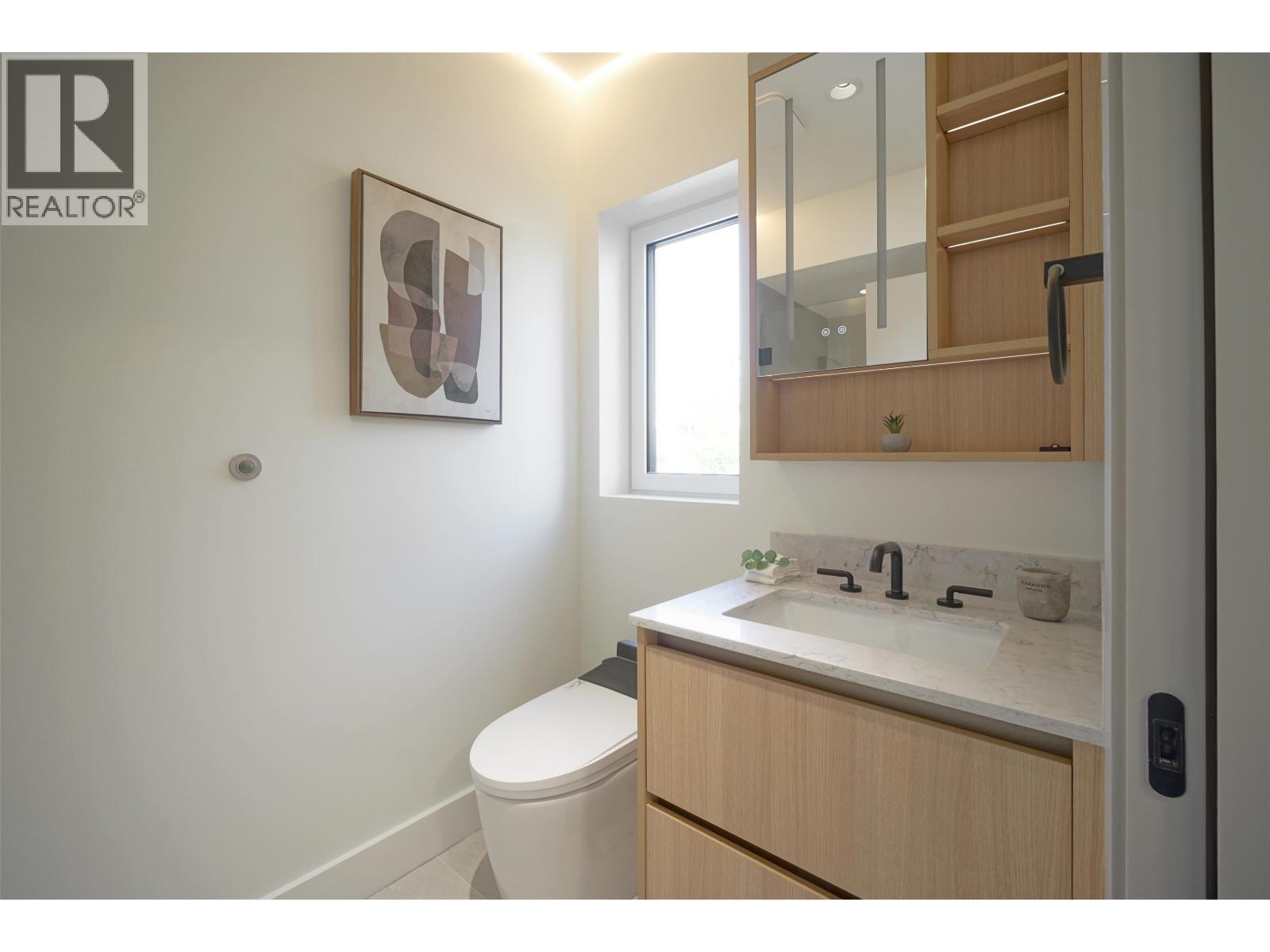 2 3315 W 10th Street, Vancouver, British Columbia  V6R 2E5 - Photo 17 - R3165740