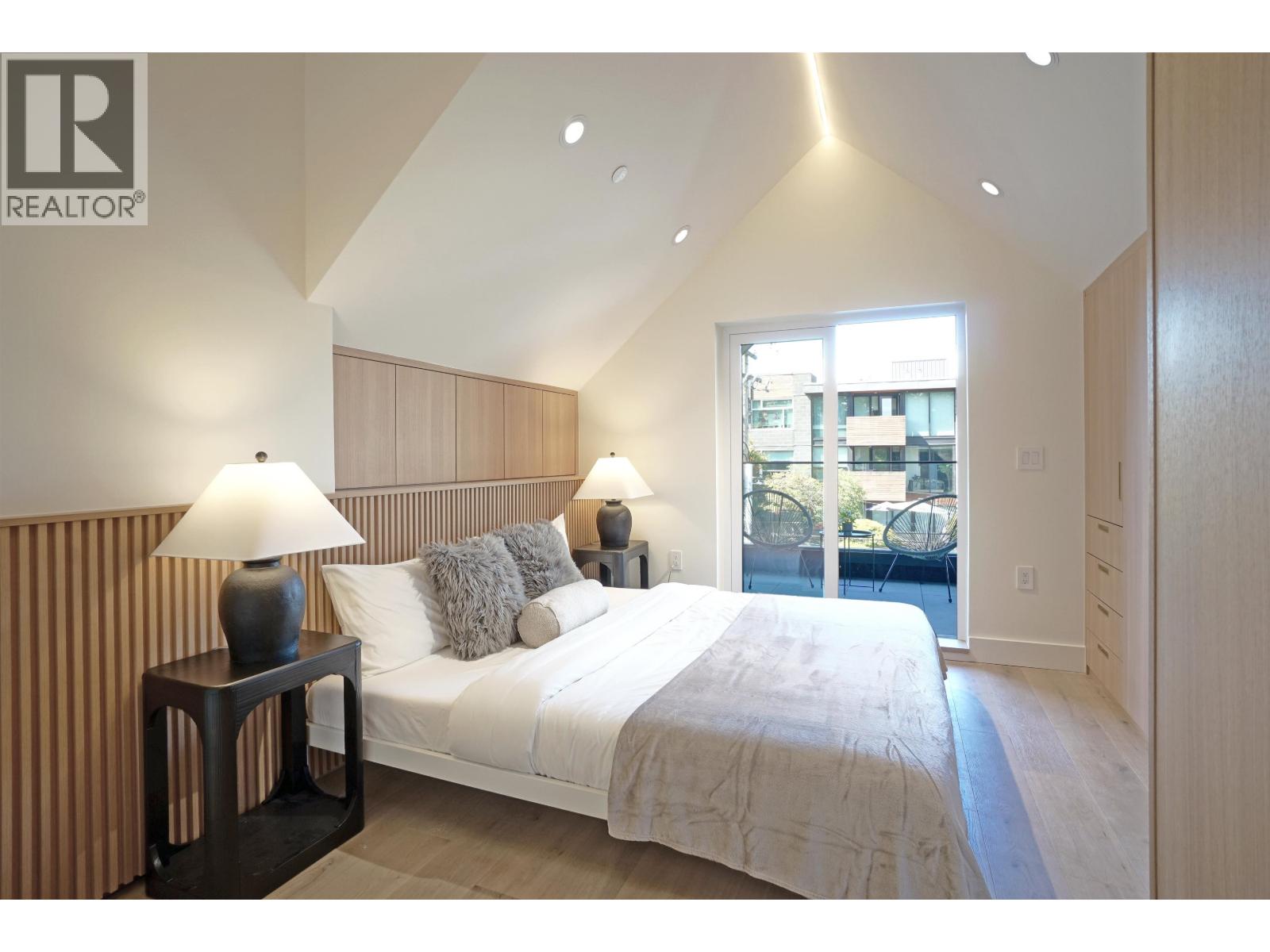 2 3315 W 10th Street, Vancouver, British Columbia  V6R 2E5 - Photo 20 - R3165740