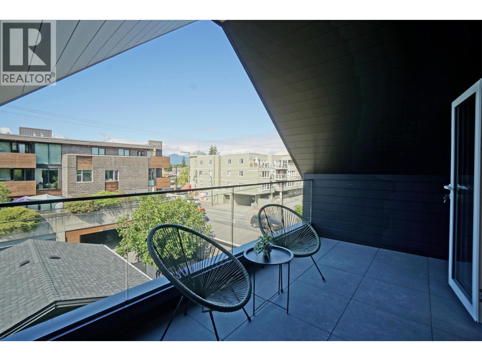 2 3315 W 10th Street, Vancouver, British Columbia  V6R 2E5 - Photo 24 - R3165740