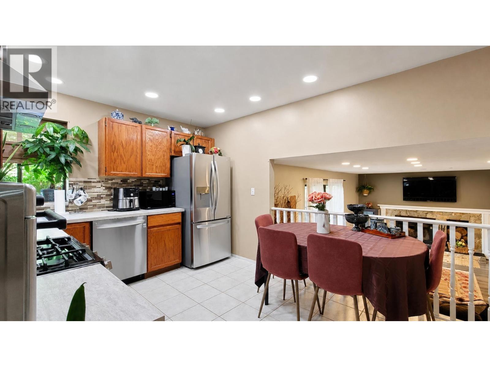 2961 Walton Avenue, Coquitlam, British Columbia  V3B 6N1 - Photo 11 - R3165705