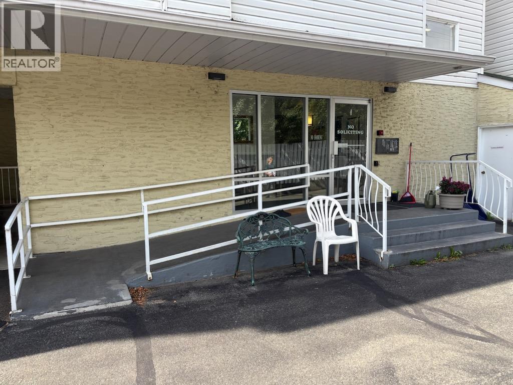 7140 4th Street Unit# 303, Grand Forks, British Columbia  V0H 1H0 - Photo 11 - 10400655