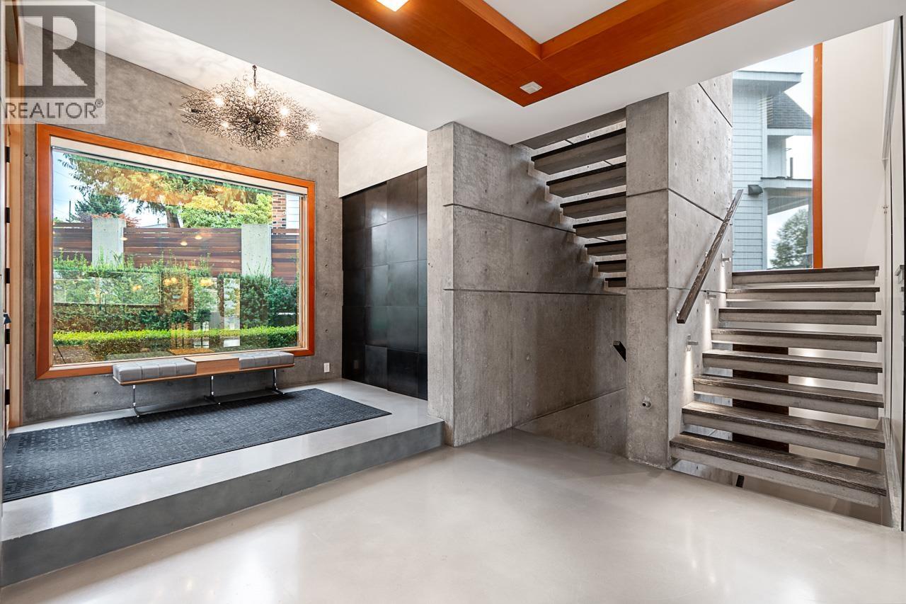 7317 Barnet Road, Burnaby, British Columbia  V5A 1E5 - Photo 9 - R3165722