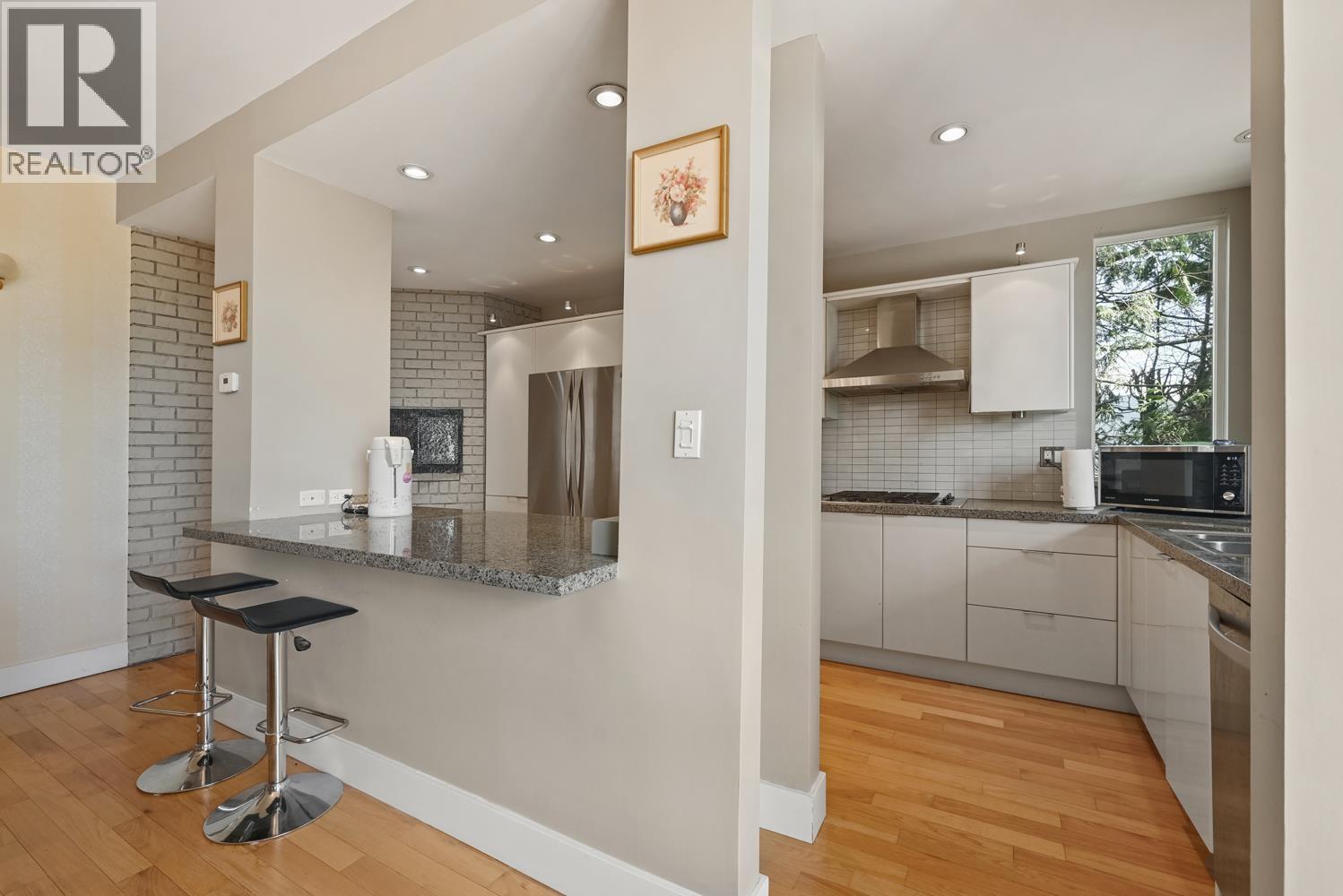 Main Floor 1053 Millstream Road, Vancouver, British Columbia  V7S 2C8 - Photo 5 - R3165771
