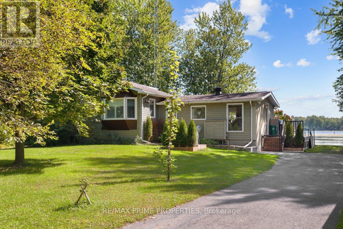 2466 FAIRMILE ROAD, Ottawa, Ontario