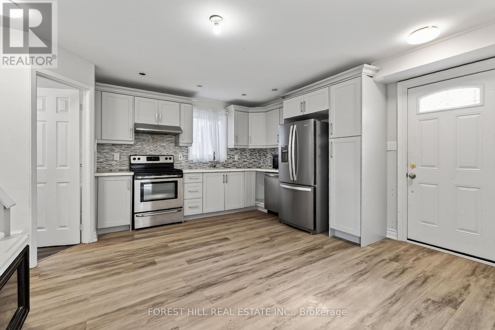 22 Grand Valley Drive, Brampton, Ontario  L6S 2L1 - Photo 9 - W13787622