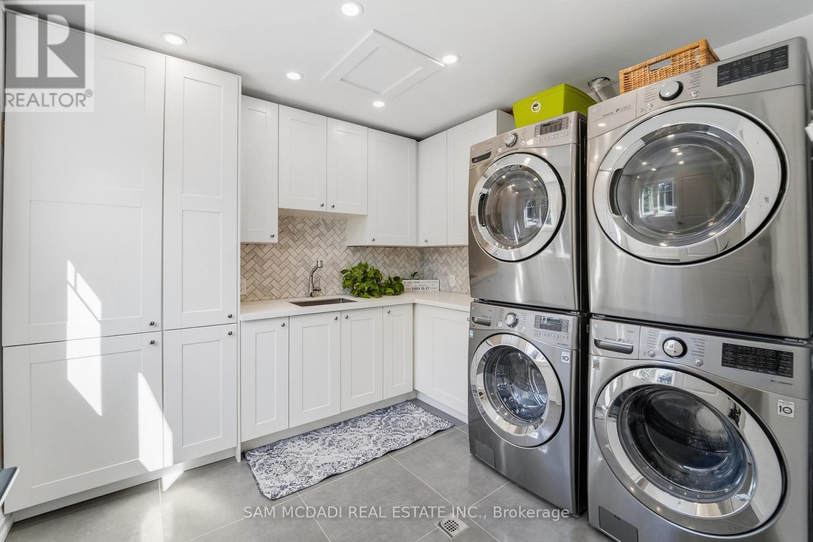 2142 Obeck Crescent, Mississauga, Ontario  L5H 3L7 - Photo 34 - W13787644