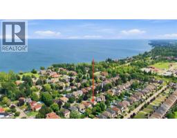 12 SUMNER Crescent, Grimsby, Ontario