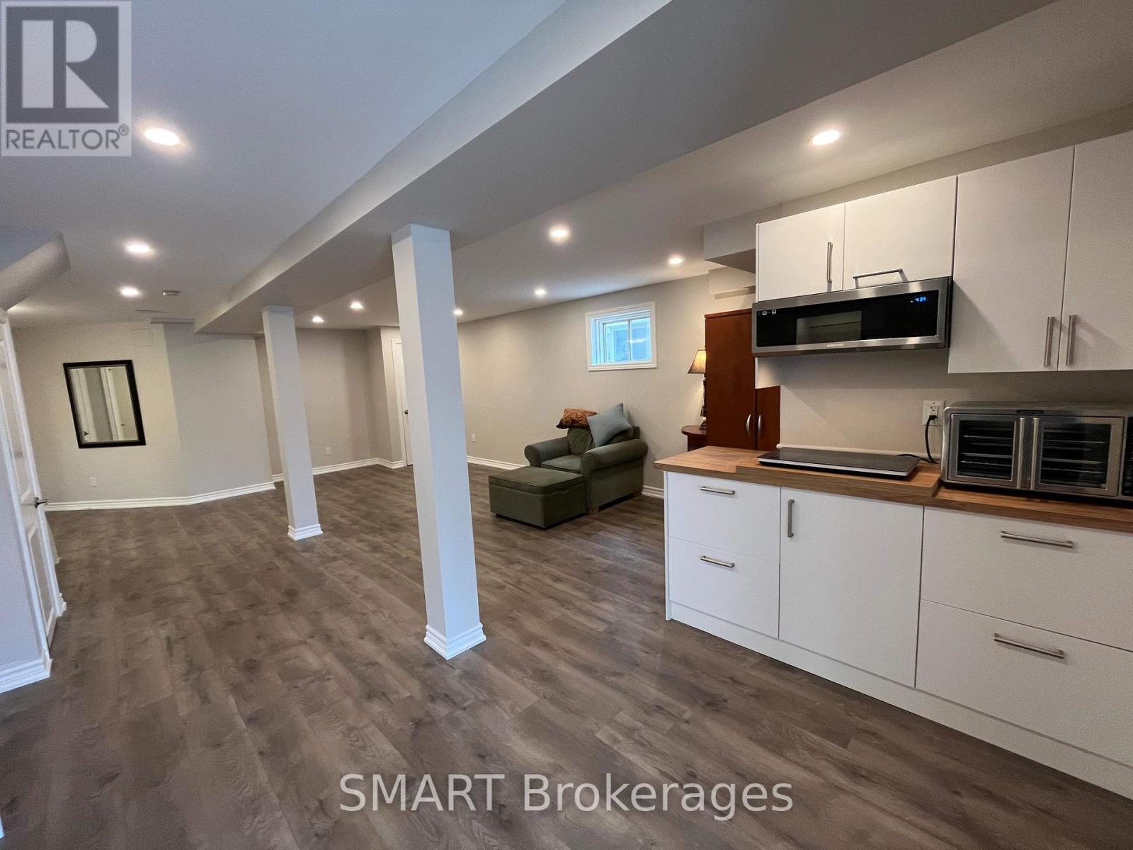 21 Nicholson Drive, Barrie, Ontario  L4N 8L7 - Photo 5 - S13666484