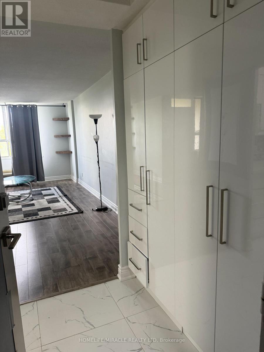 411 - 2835 Islington Avenue, Toronto, Ontario  M9L 2K2 - Photo 6 - W13787364