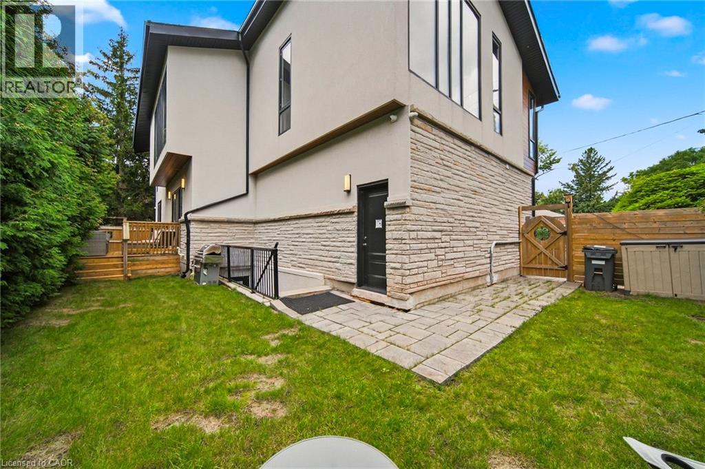 1526 Bridge Road, Oakville, Ontario  L6L 2E3 - Photo 45 - 40860433