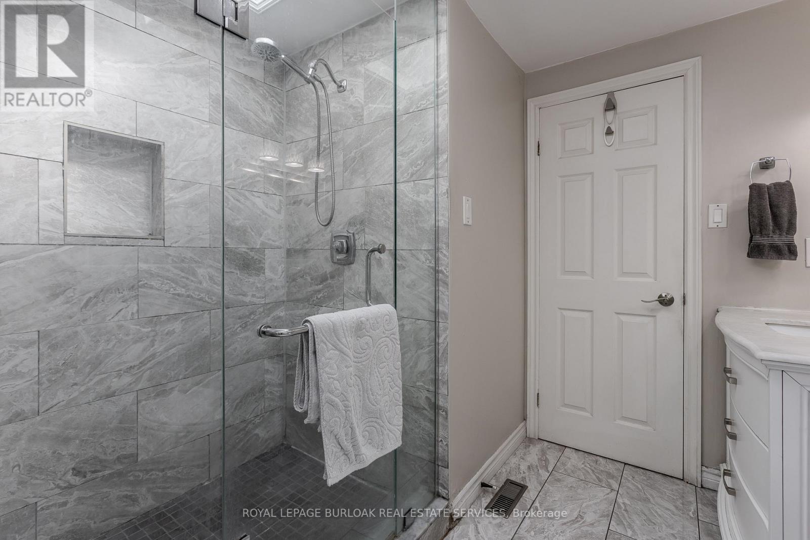 14 Ellington Avenue, Hamilton, Ontario  L8E 4E9 - Photo 14 - X13787506