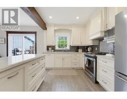 394 CHARLTON AVENUE W, Hamilton, Ontario