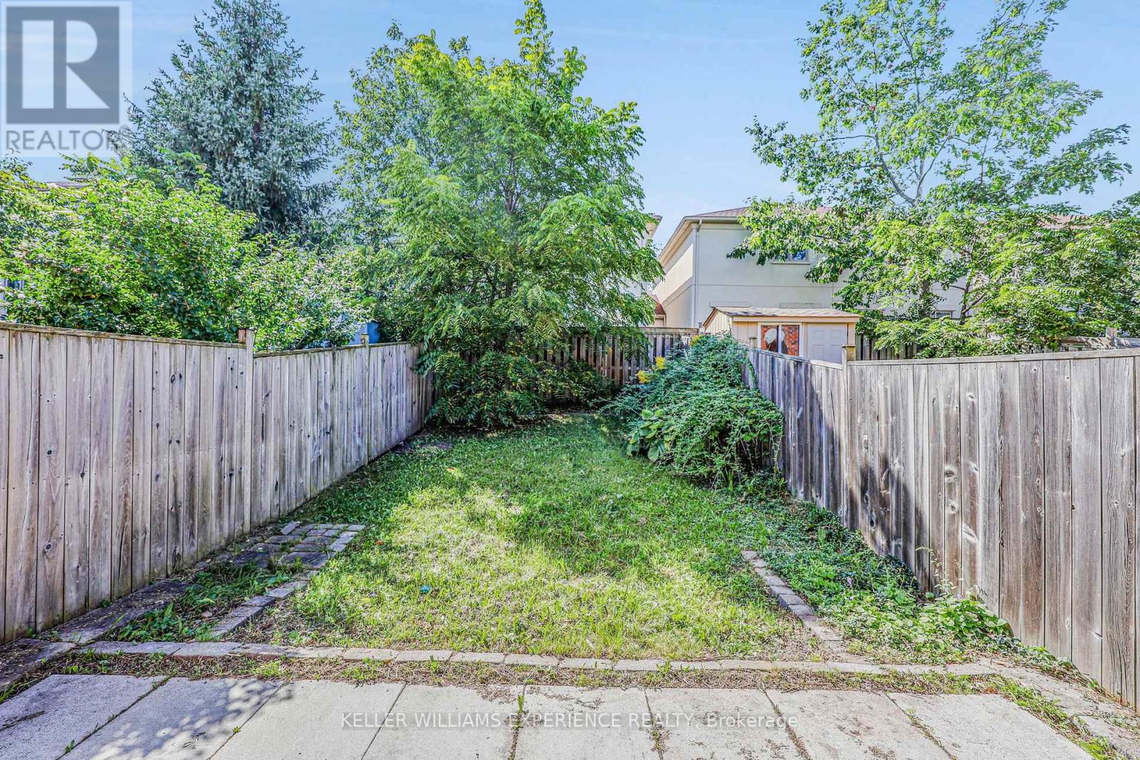 201 Stanley Street, Barrie, Ontario  L4M 6X9 - Photo 13 - S13779014