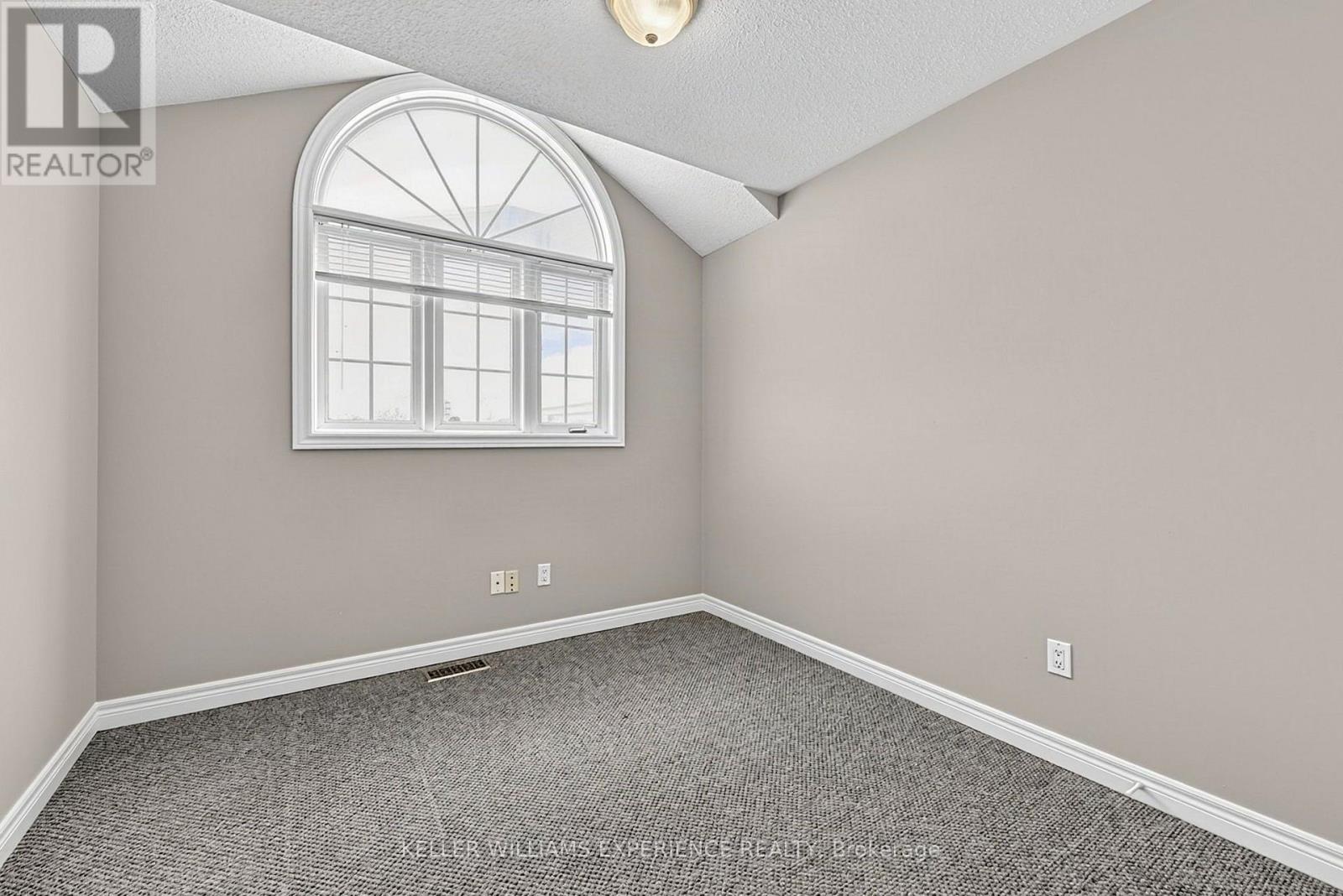 201 Stanley Street, Barrie, Ontario  L4M 6X9 - Photo 23 - S13779014