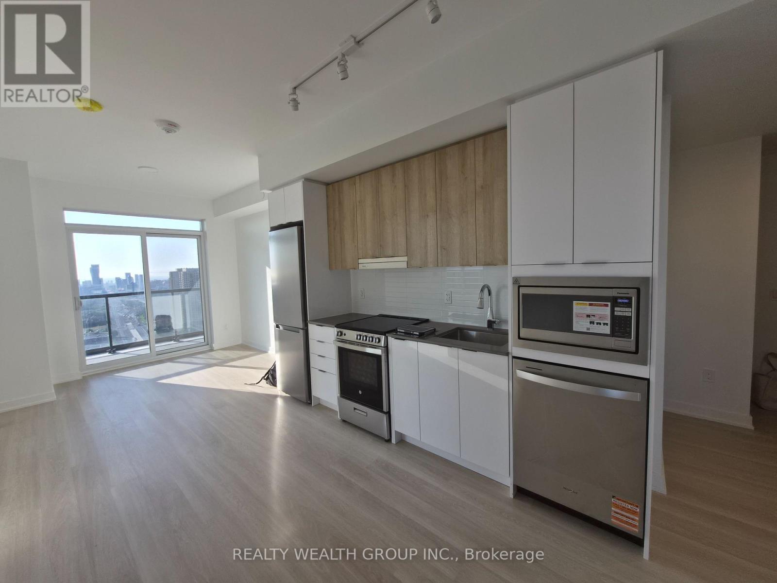 3002 - 5105 Hurontario Street, Mississauga, Ontario  L4Z 0C9 - Photo 3 - W13787472