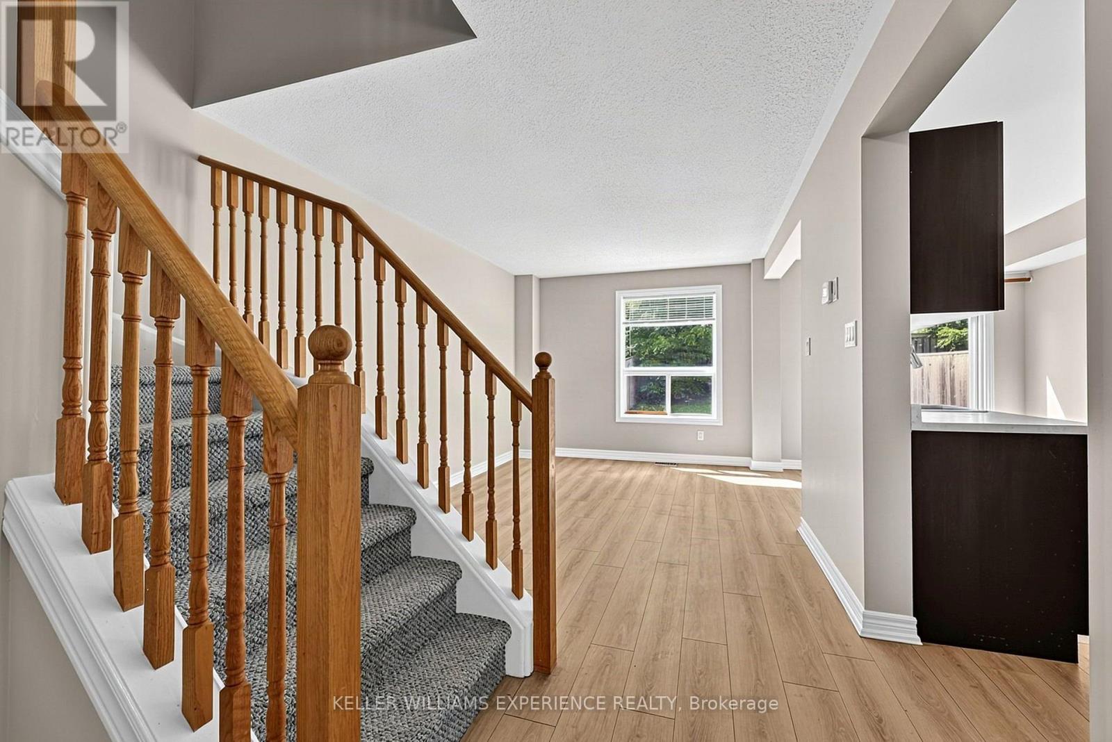 201 Stanley Street, Barrie, Ontario  L4M 6X9 - Photo 37 - S13779014