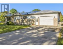 420 MAPLE RIDGE DRIVE, Kingston, Ontario