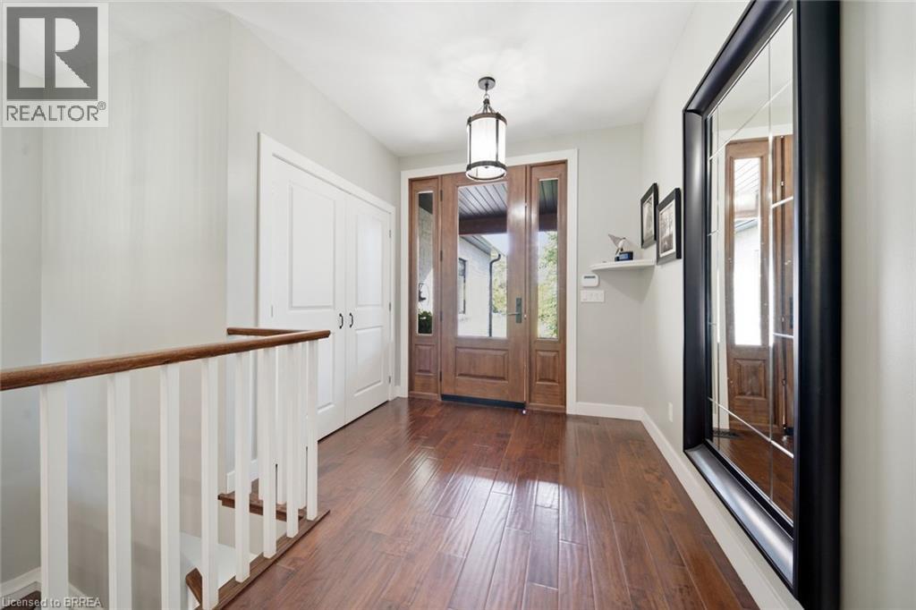301 Cockshutt Road, Brantford, Ontario  N3T 5L6 - Photo 8 - 40863357