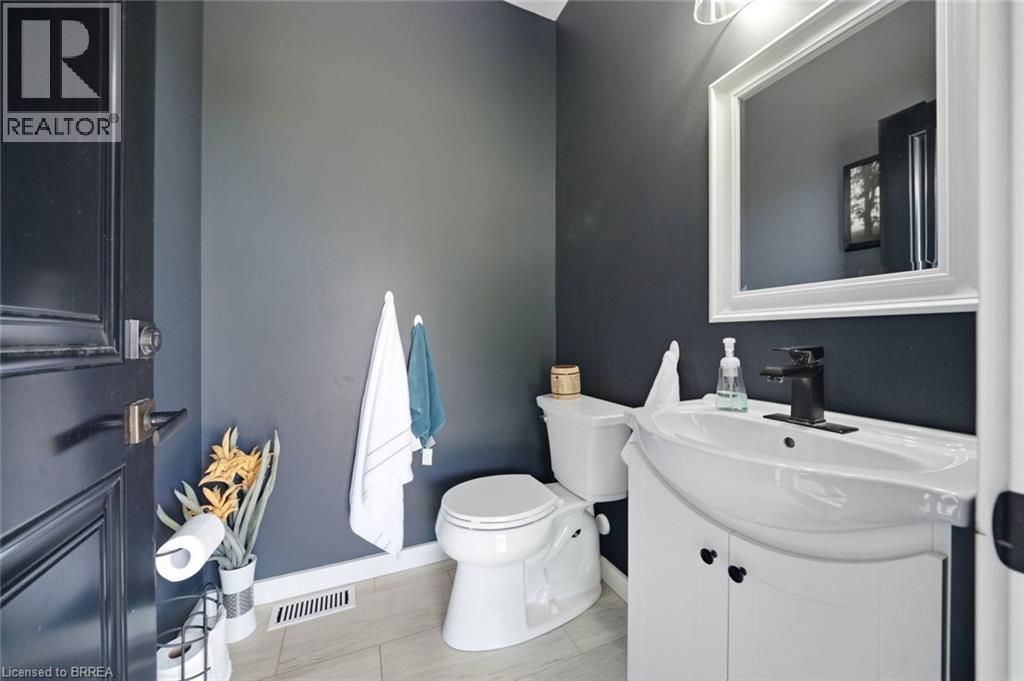 301 Cockshutt Road, Brantford, Ontario  N3T 5L6 - Photo 38 - 40863357