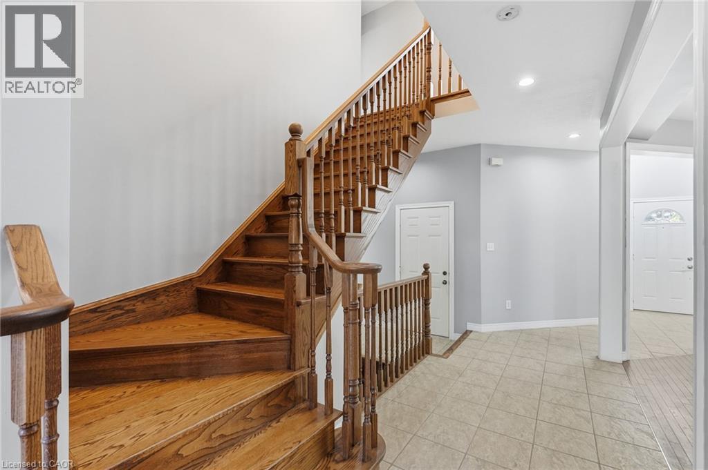 84 Deerborn Drive, Hamilton, Ontario  L8V 0A7 - Photo 20 - 40860731