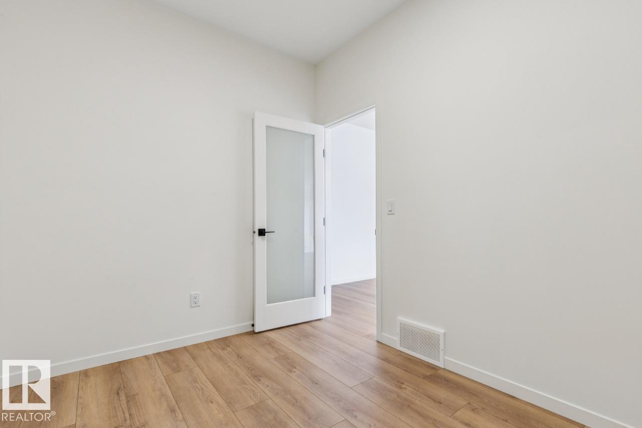3035 5 Av Sw, Edmonton, Alberta  T6X 1A5 - Photo 20 - E4506335
