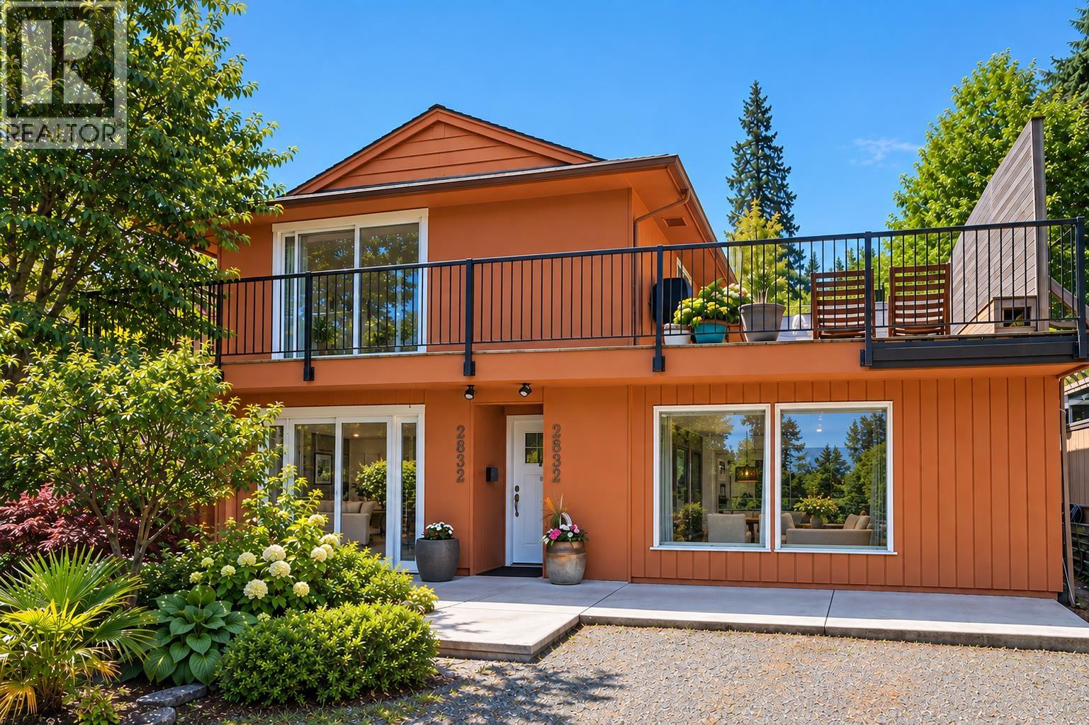 6438-6440 Douglas Street, West Vancouver, British Columbia  V7W 2G2 - Photo 1 - R3157354