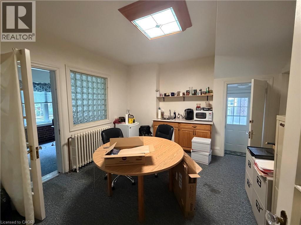 1558 E King Street E Unit# Main Level, Cambridge, Ontario  N3H 3R5 - Photo 14 - 40863579
