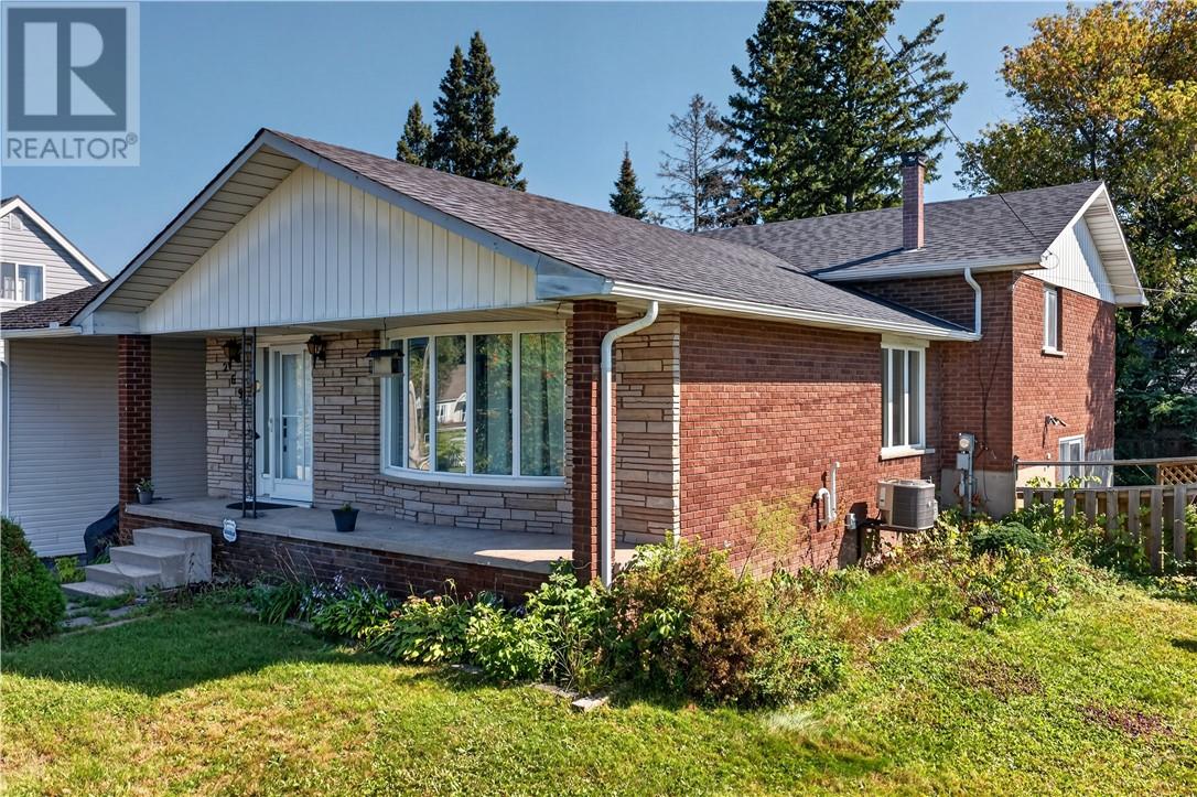 269 Ninth Avenue, Lively, Ontario  P3Y 1M6 - Photo 3 - 2130299