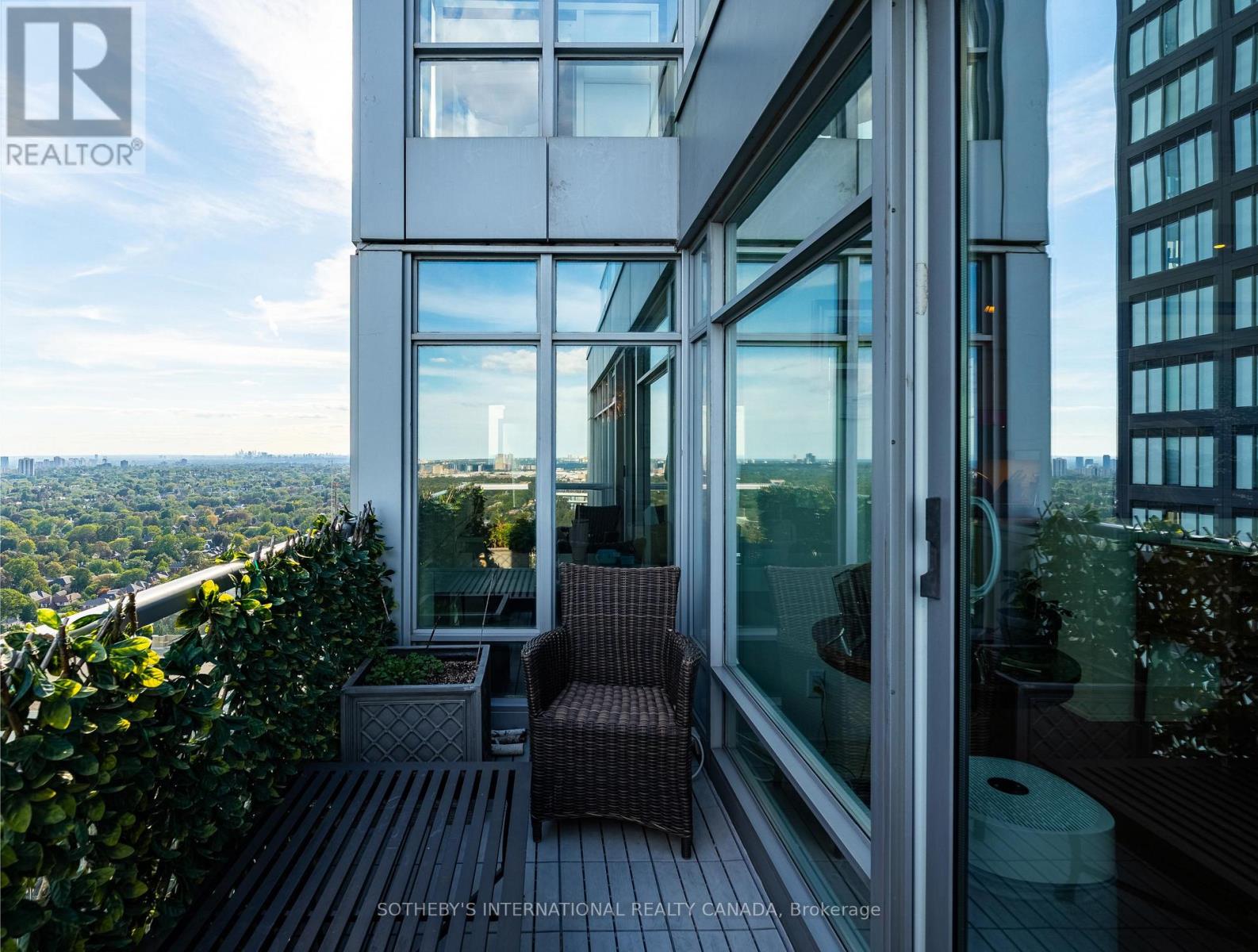 3302 - 2181 Yonge Street, Toronto, Ontario  M4S 3H7 - Photo 10 - C13787526