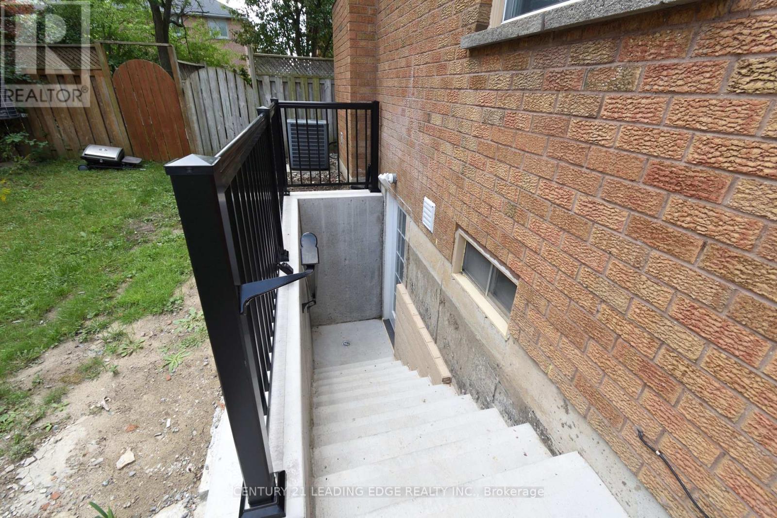 Bsmt - 45 Lofthouse Drive, Whitby, Ontario L1R 1W5 - Photo 24 - E13784572