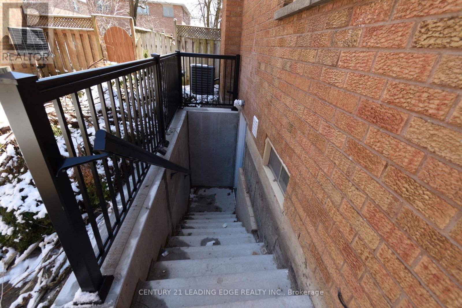 Bsmt - 45 Lofthouse Drive, Whitby, Ontario L1R 1W5 - Photo 21 - E13784572
