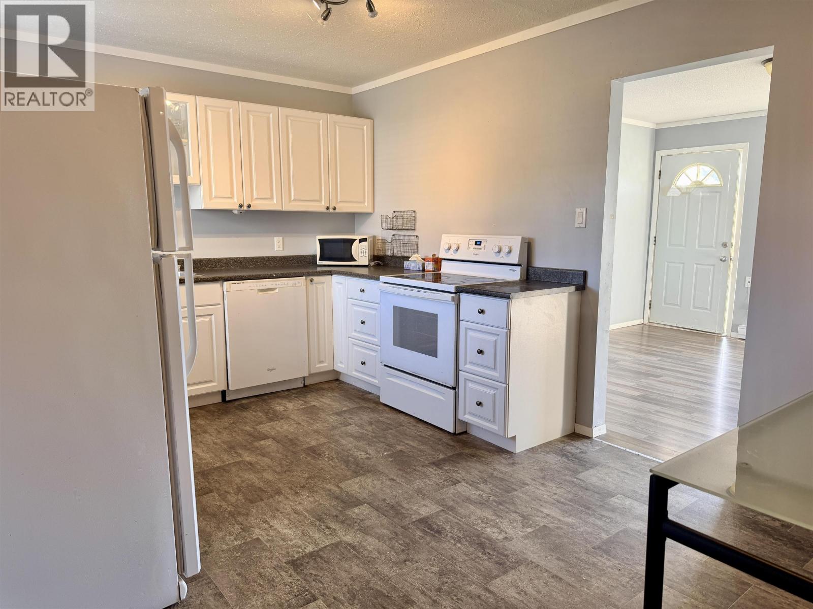 28 Lillooet Crescent, Kitimat, British Columbia  V8C 1Z8 - Photo 7 - R3164618