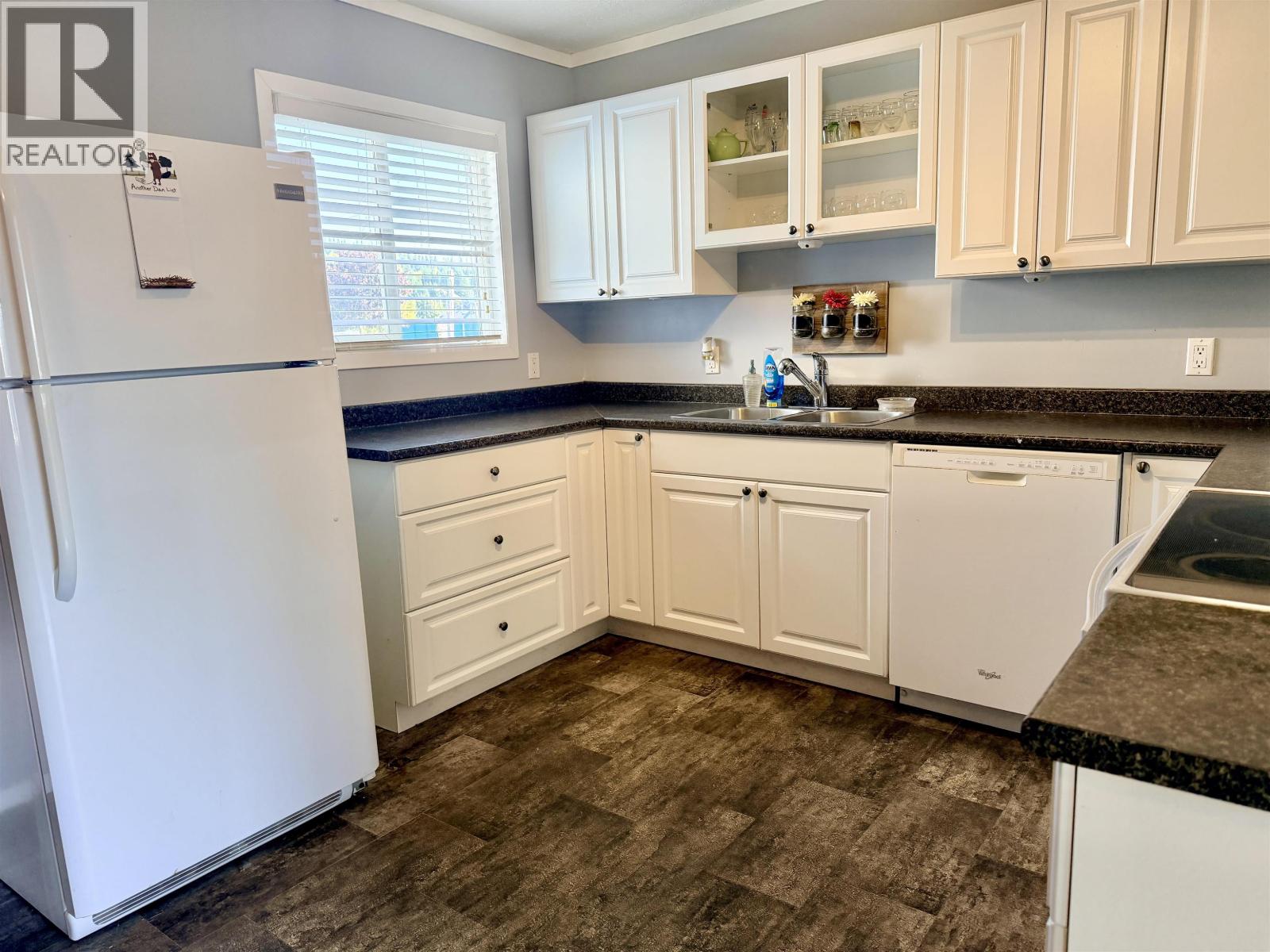 28 Lillooet Crescent, Kitimat, British Columbia  V8C 1Z8 - Photo 5 - R3164618