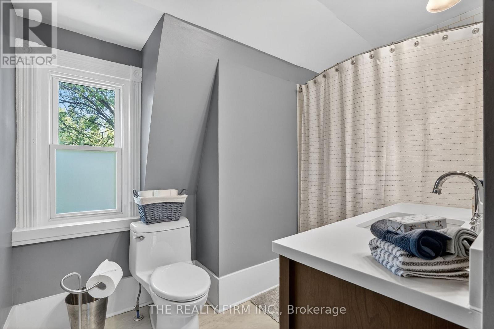 17 Woodward Avenue, London North, Ontario  N6H 2G6 - Photo 35 - X13787862