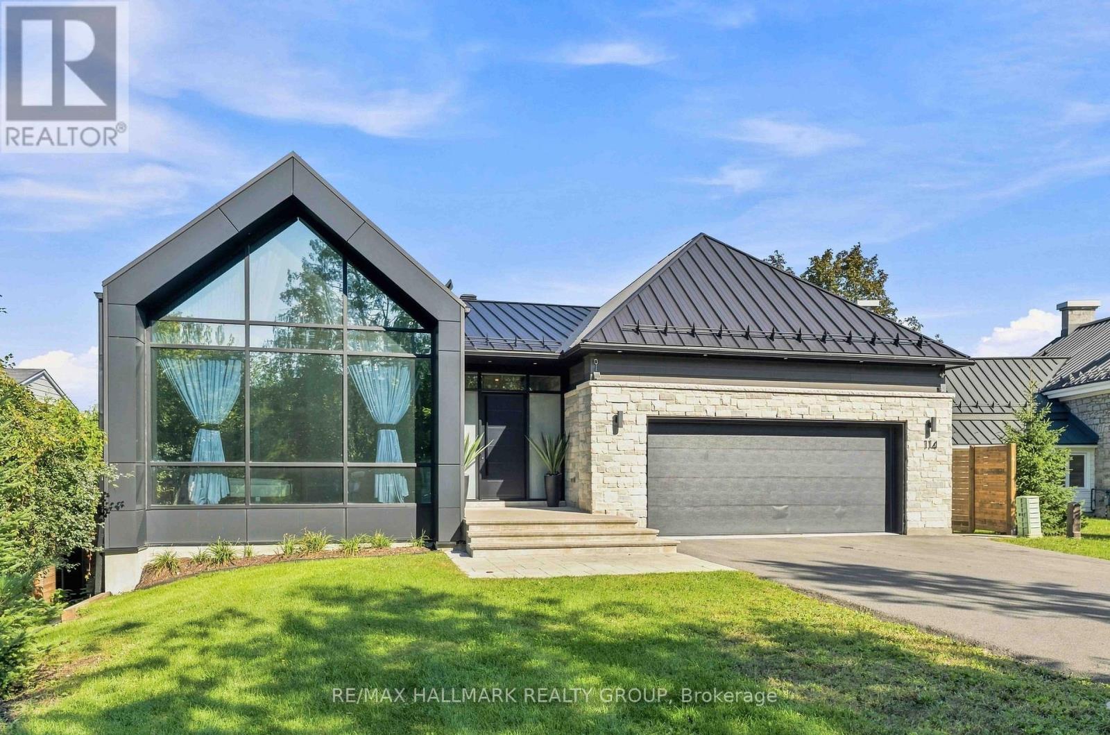114 Theberge Private, Ottawa, Ontario  K2G 4T1 - Photo 2 - X13787764