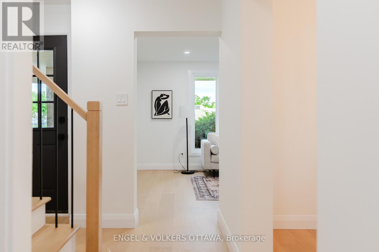 825 De Salaberry Street, Ottawa, Ontario  K1J 6Y5 - Photo 3 - X13787794