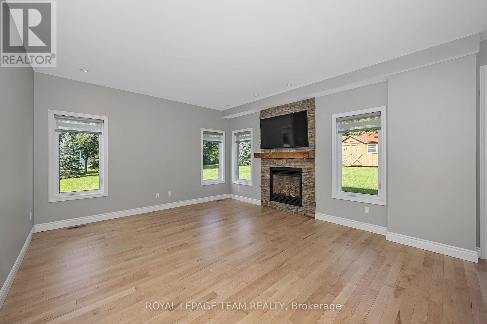 8351 Lourdes Way, Ottawa, Ontario  K0A 2P0 - Photo 11 - X13787892