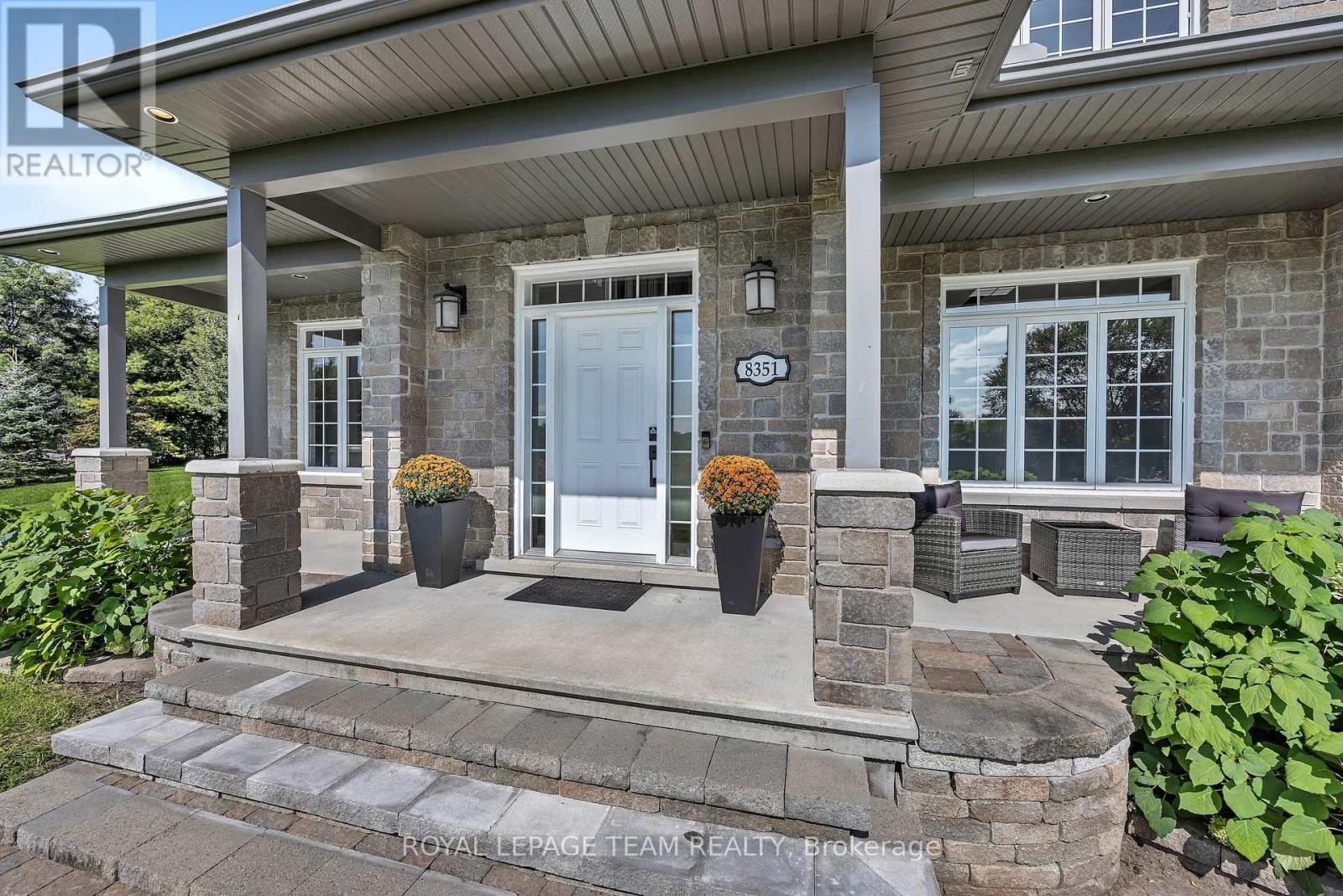 8351 Lourdes Way, Ottawa, Ontario  K0A 2P0 - Photo 3 - X13787892