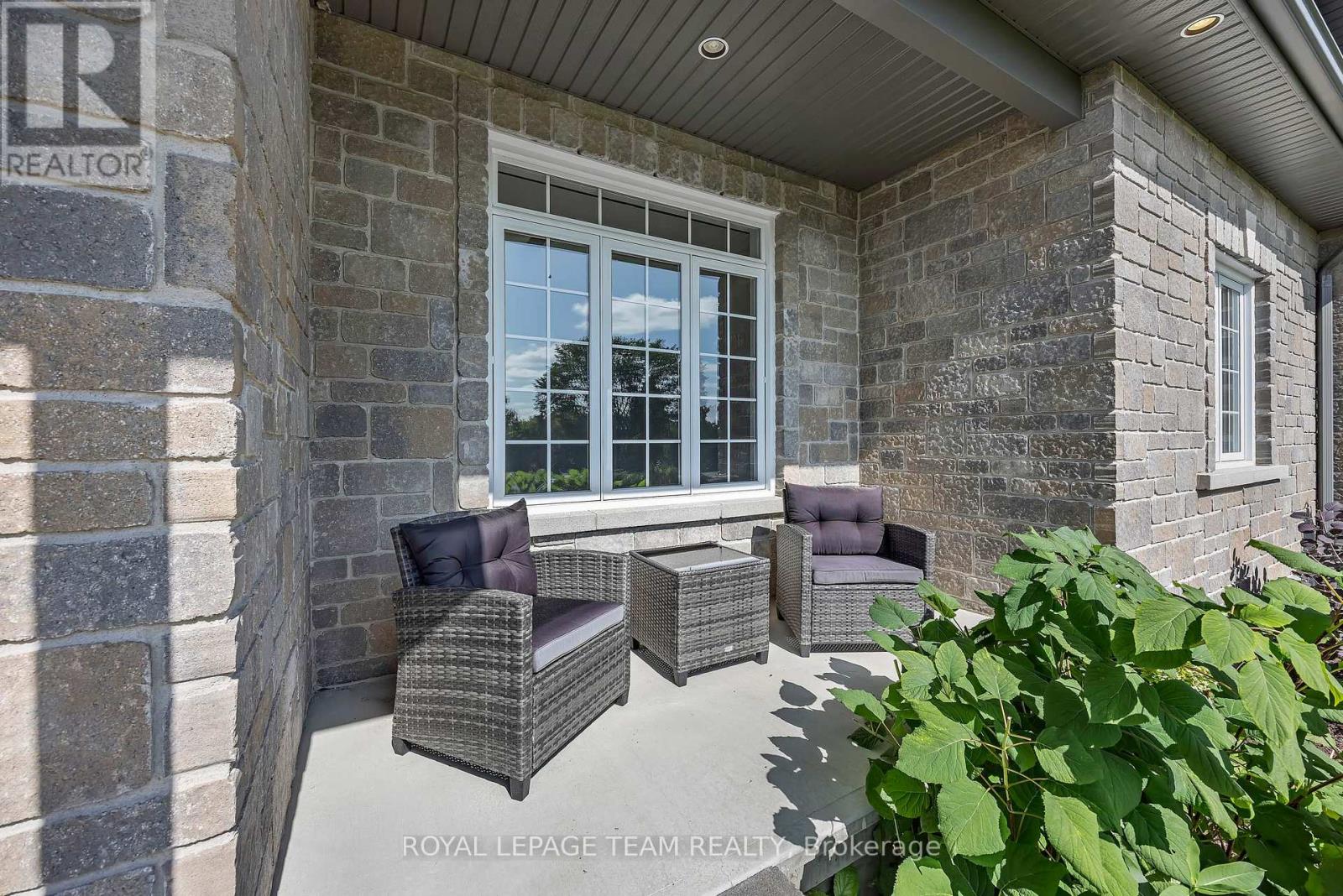 8351 Lourdes Way, Ottawa, Ontario  K0A 2P0 - Photo 4 - X13787892
